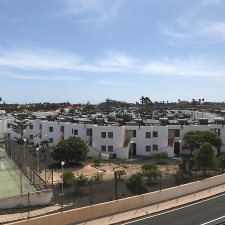 Big And Bright Apartment كوراليهو الغرفة الصورة